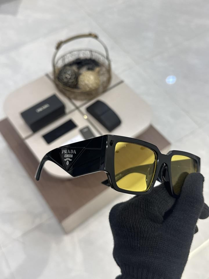 Prada Sunglass