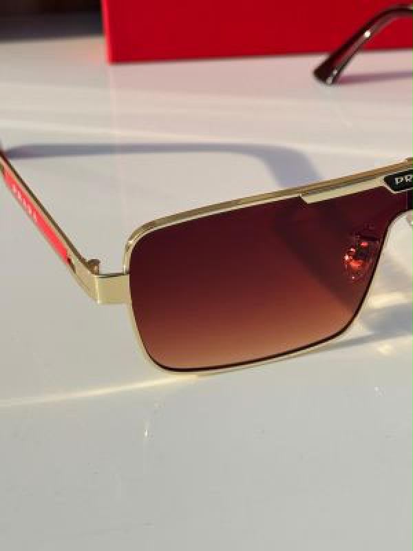 Prada Sunglass