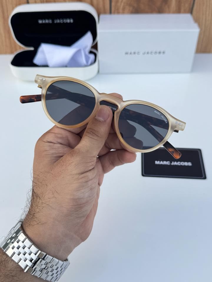 Marc Jacobs Sunglass