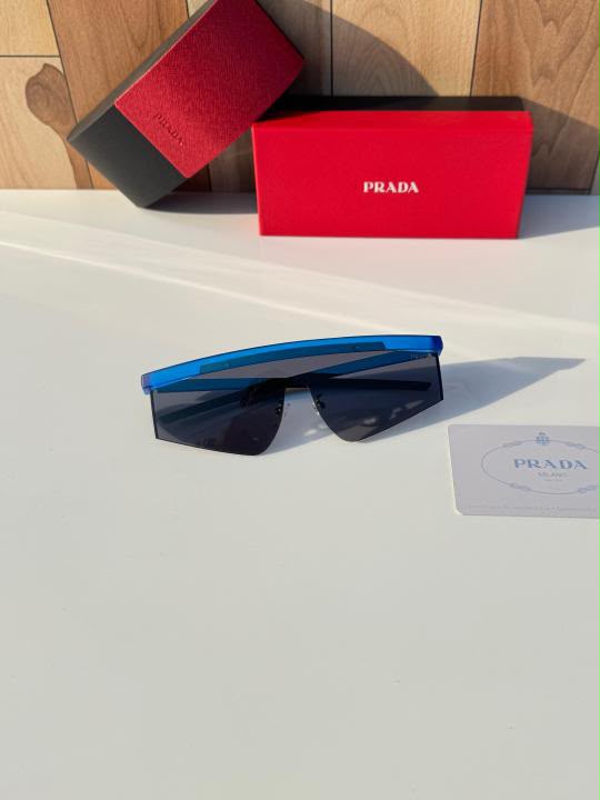 Prada Sunglass