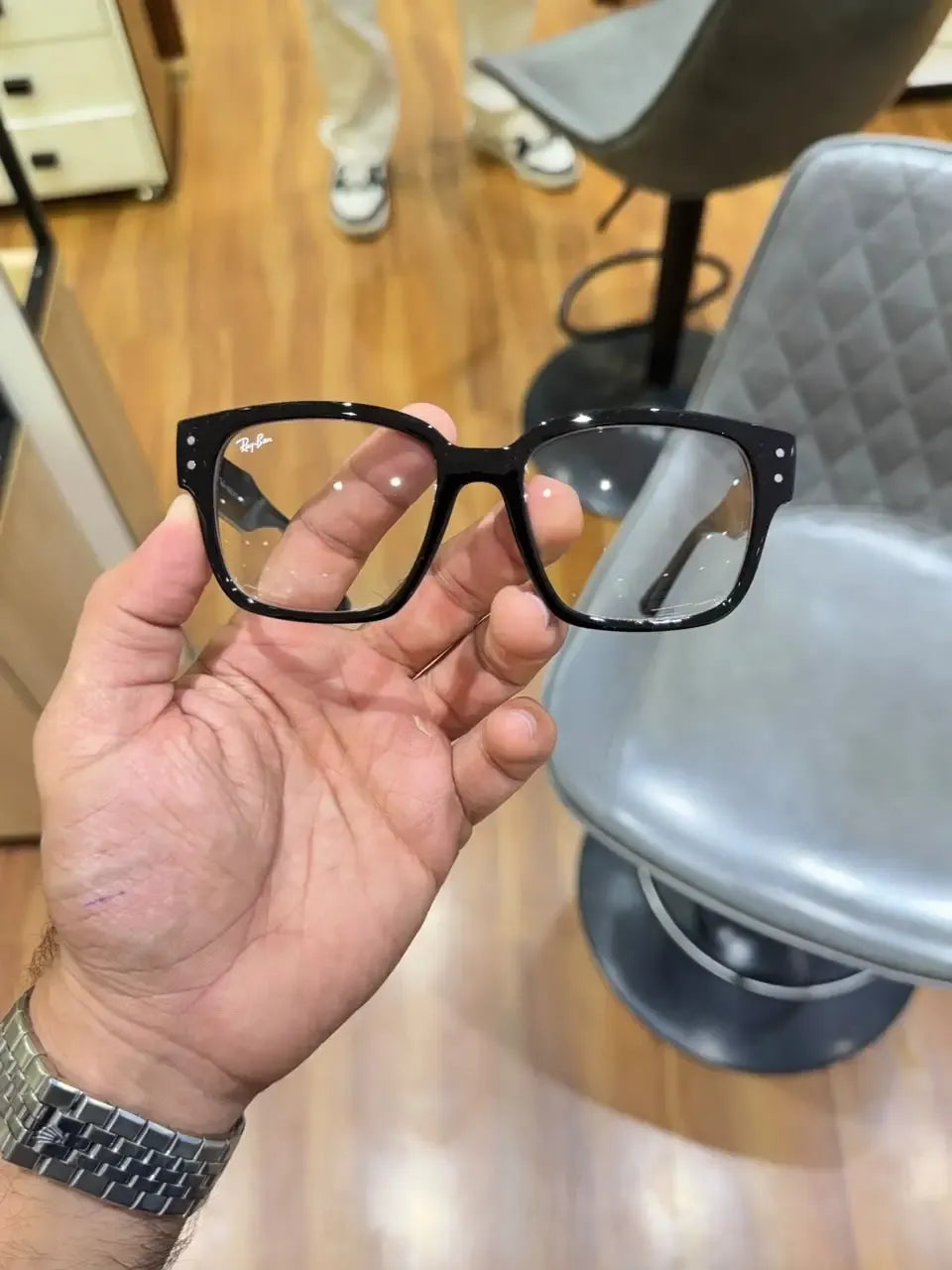 Ray-Ban RB7256 Black Plano - Front face-on view