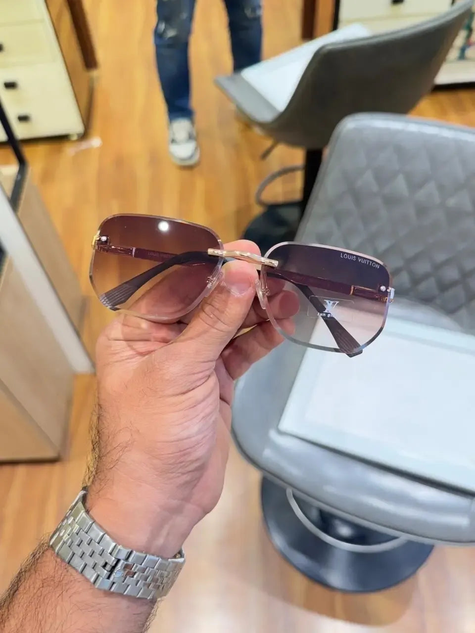 Louis Vuitton Rimless Brown Gradient Sunglasses - Front Lens View