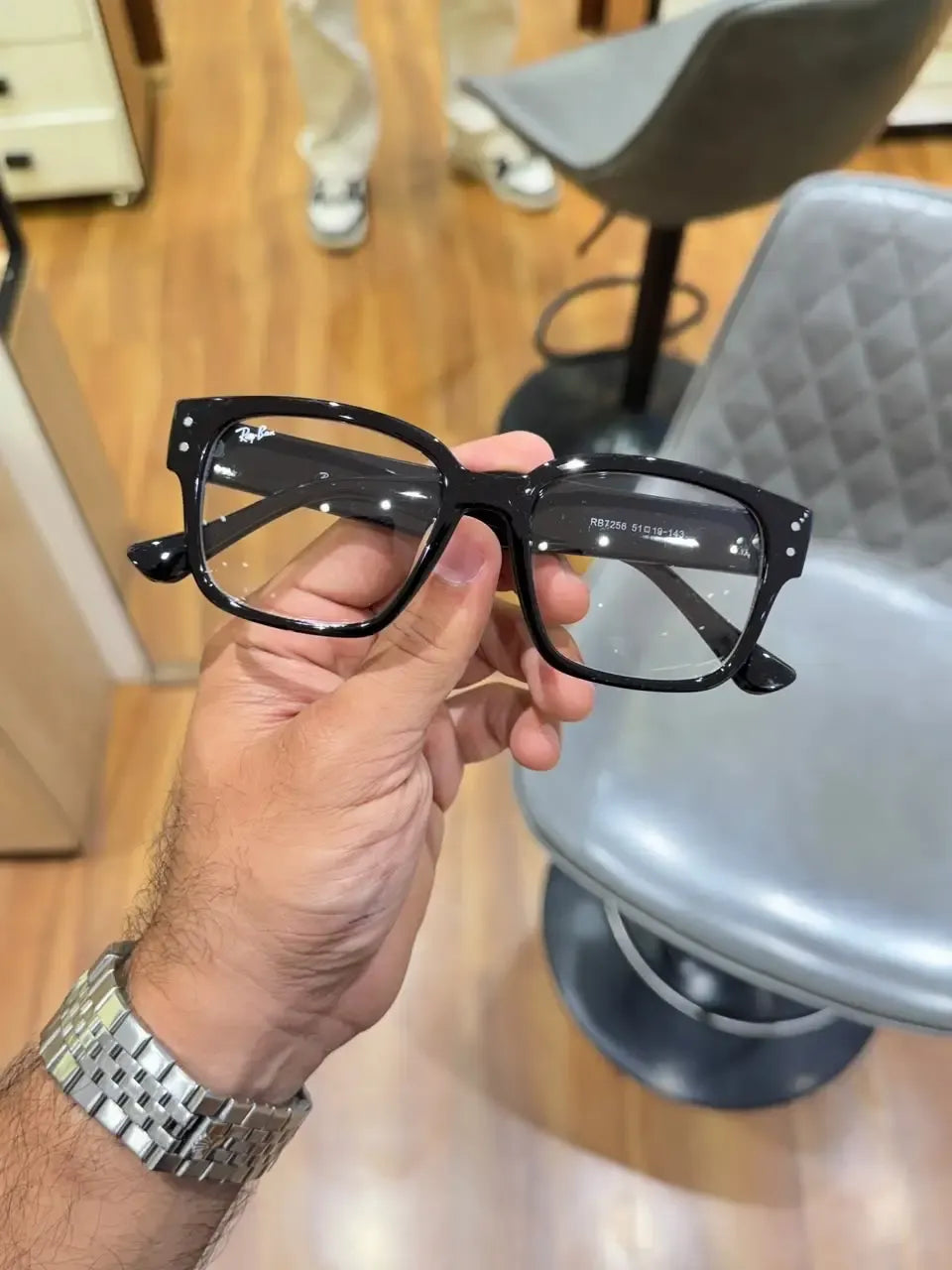 Ray-Ban RB7256 Black Plano - Front display with size markings