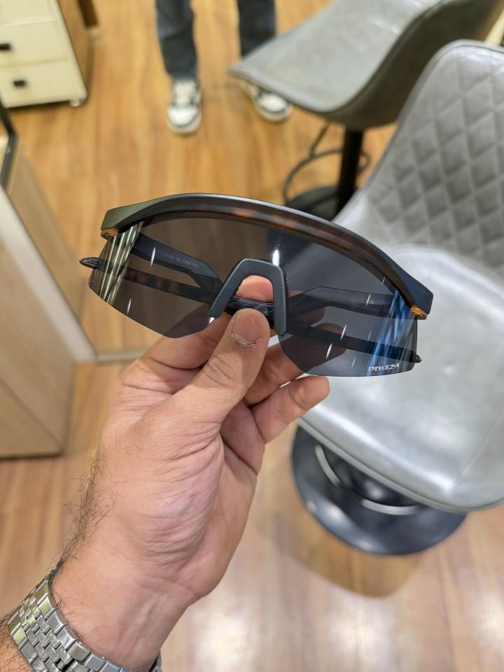 Oakley Sunglass