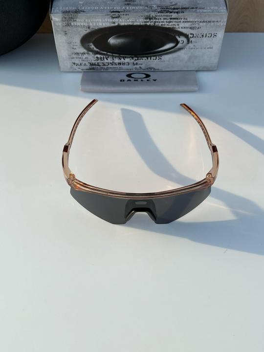 Oakley Sunglass