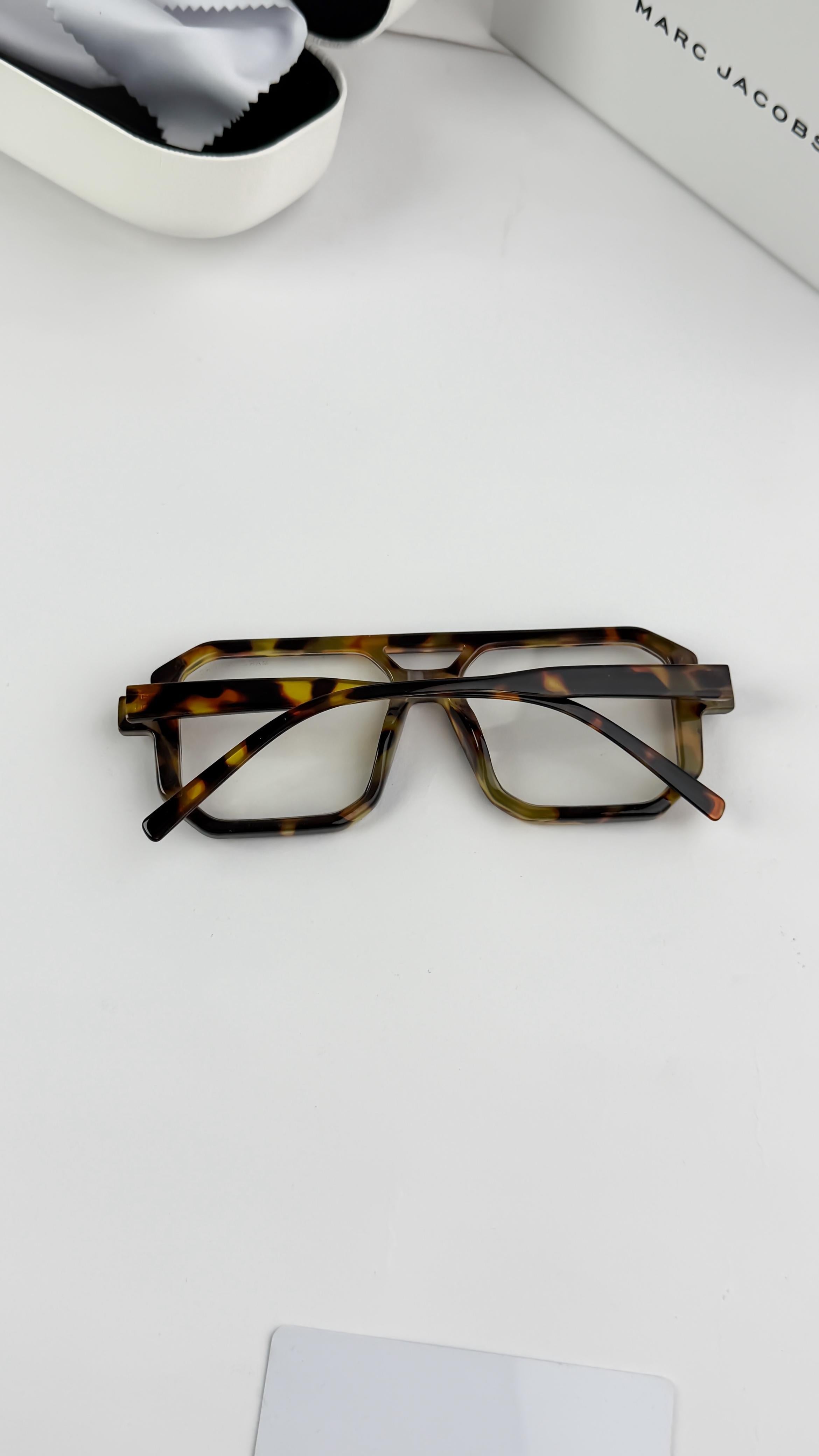 Marc Jacobs Sunglass