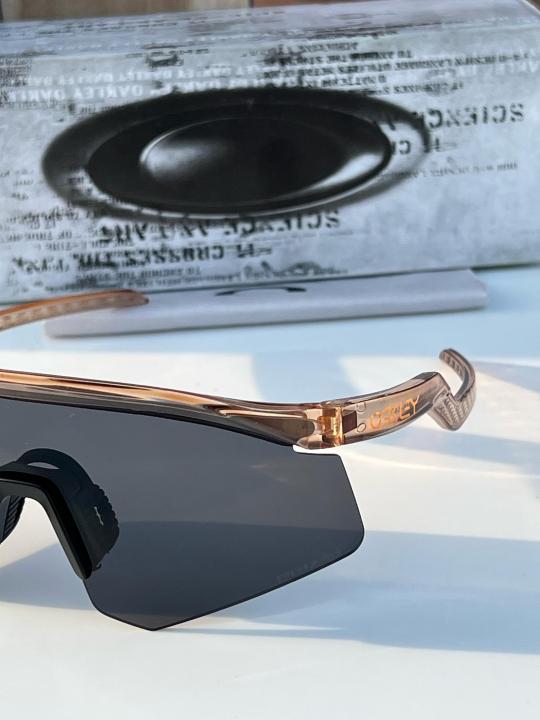 Oakley Sunglass