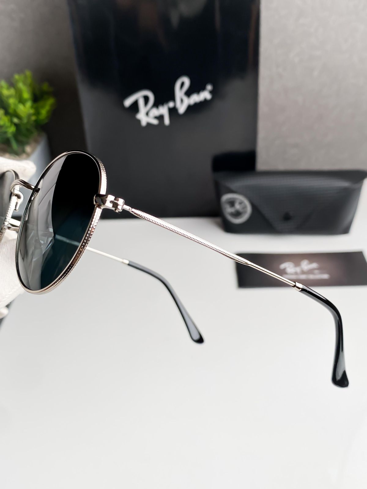 Ray Ban  Sunglass