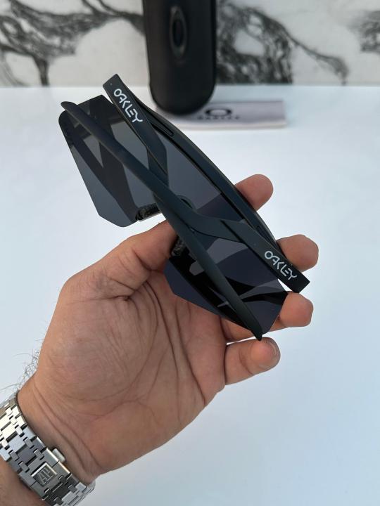 Oakley Sunglass