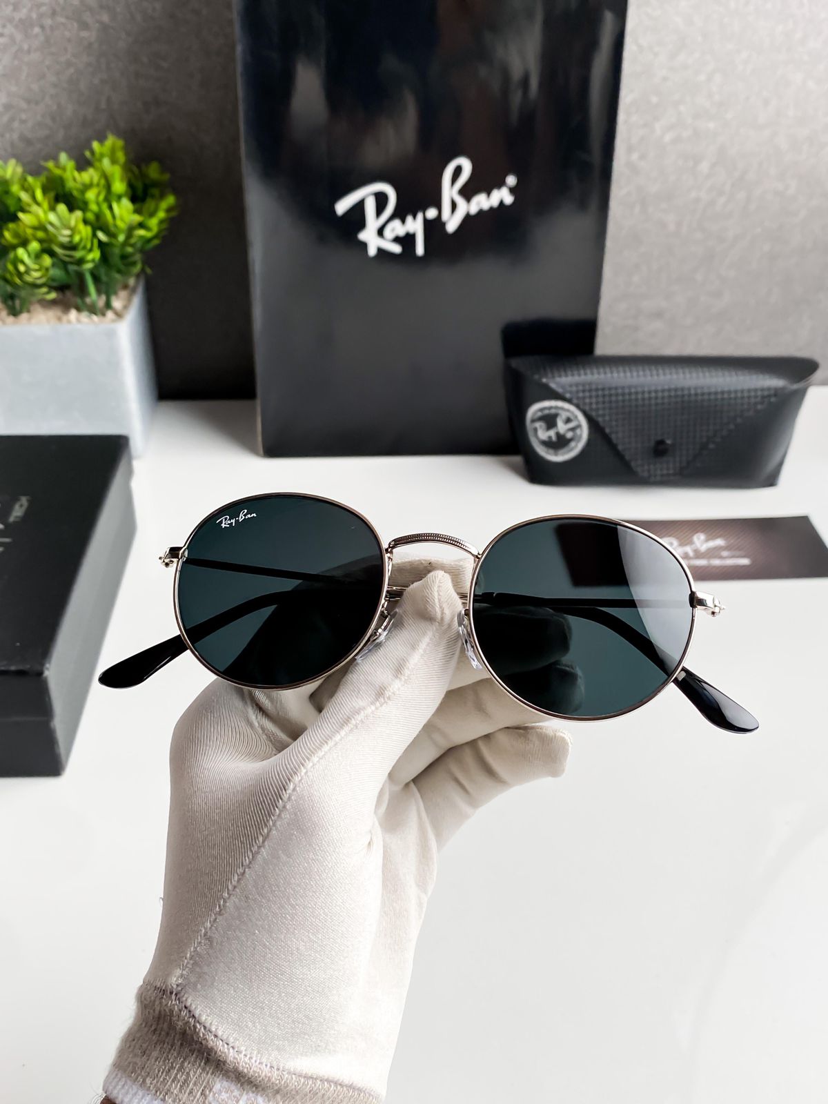 Ray Ban  Sunglass